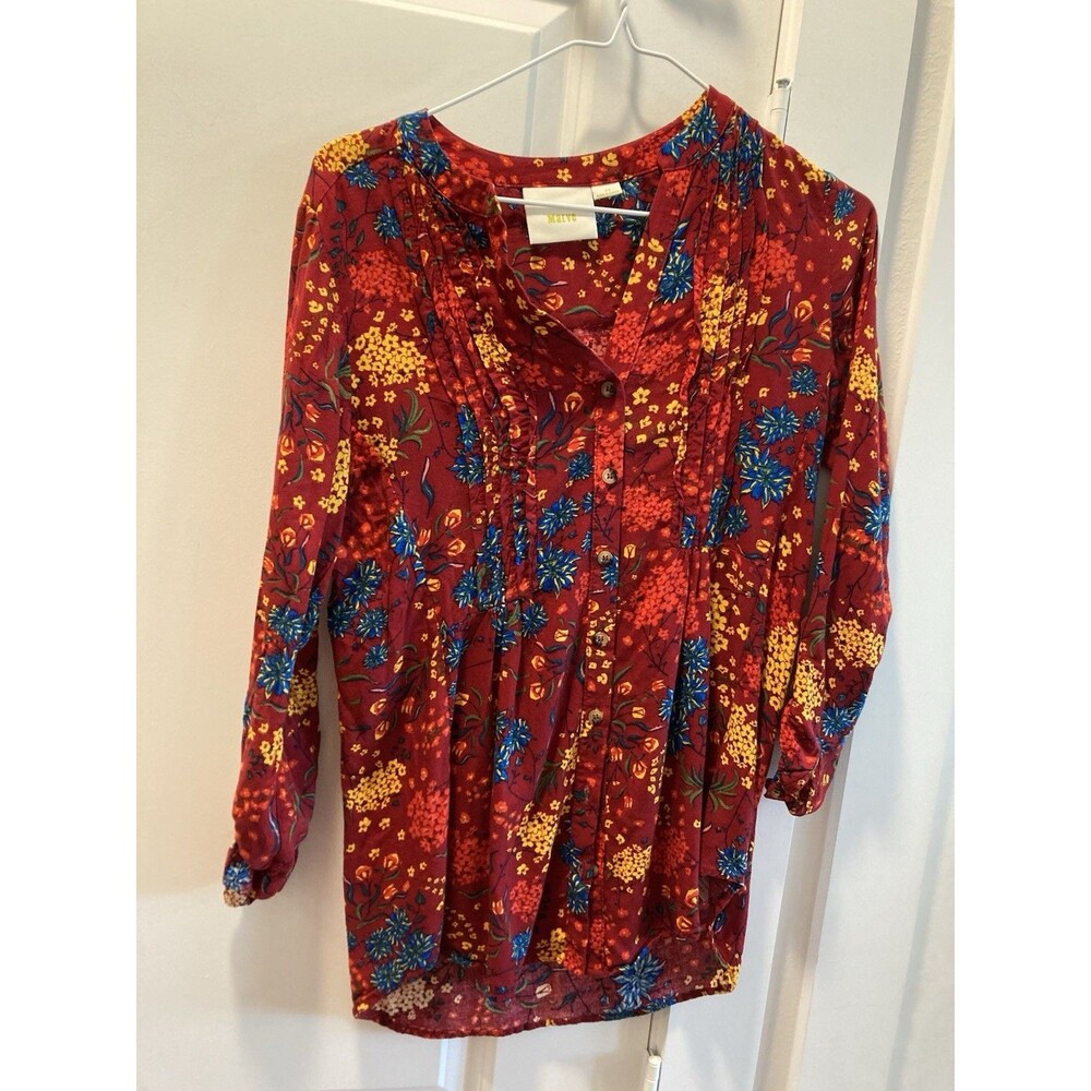 Anthropologie Maeve Womens Red Pintuck Long sleeve Floral Top Size XS Prairie
